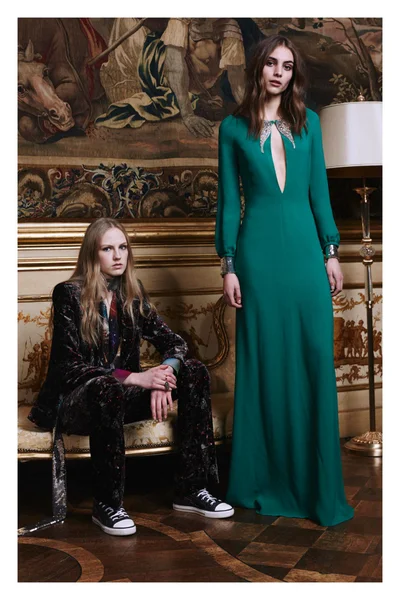 Look 35